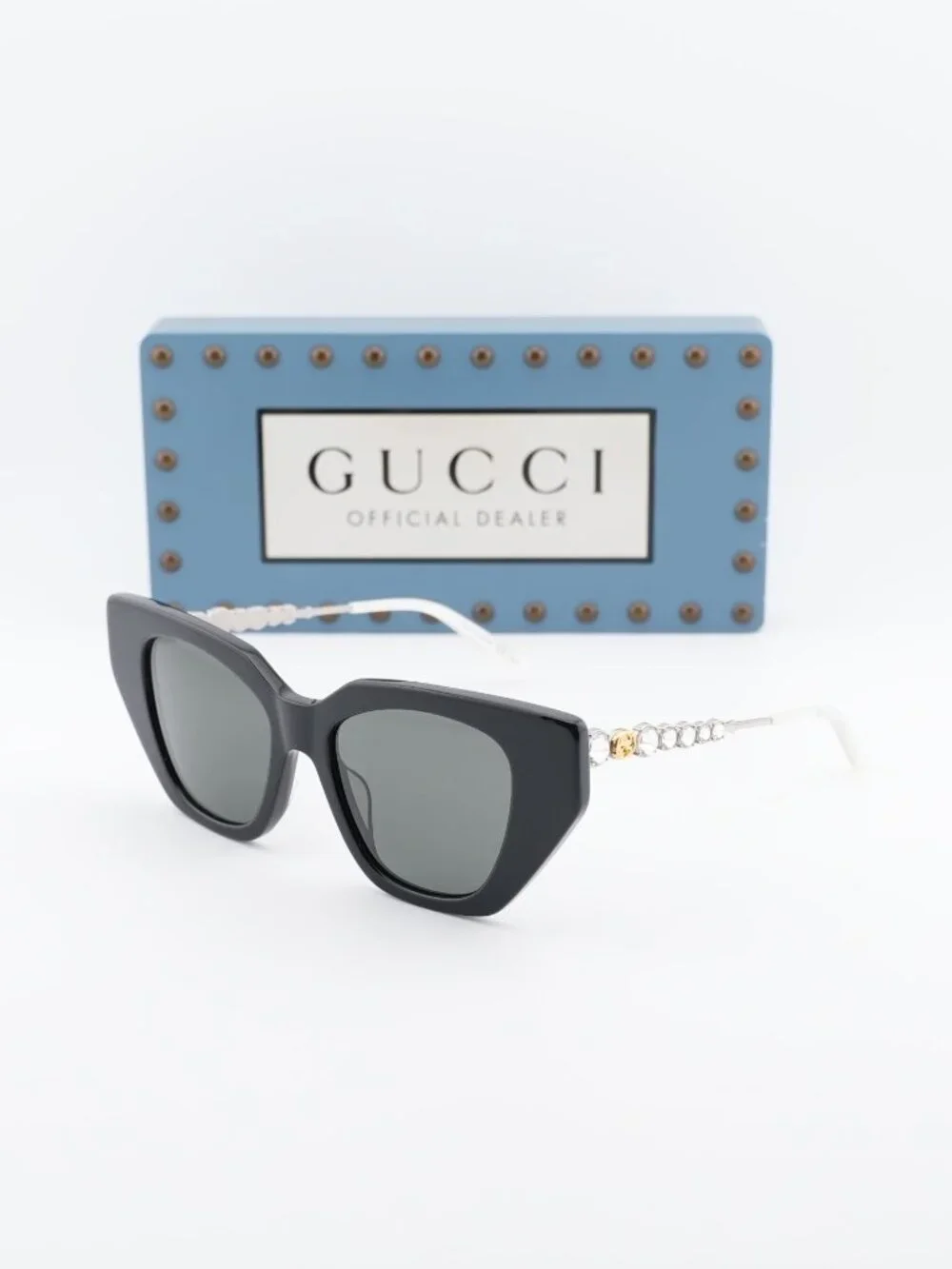 Gucci GG0641S 001 Cat Eye Sunglasses - Black / Grey